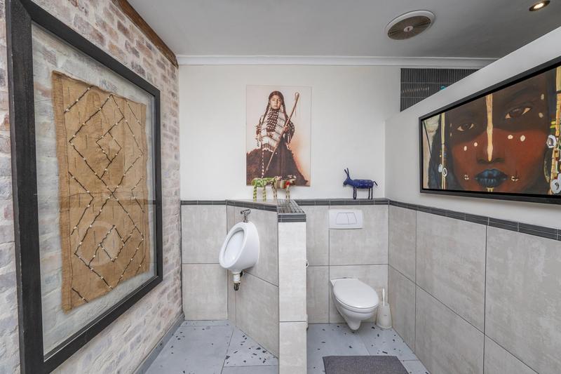 7 Bedroom Property for Sale in Somerset West Western Cape